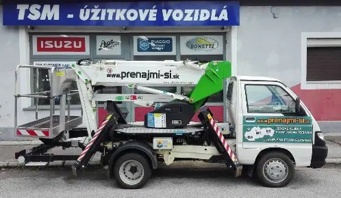 VYSOKOZDVIŽNÁ PLOŠINA 13,5 m • PIAGGIO MAXXI