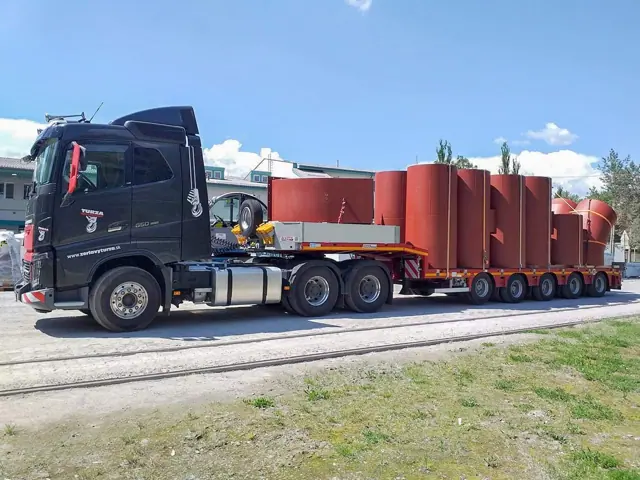 Ťahač s podvalníkom do 65 t – Volvo FH 16