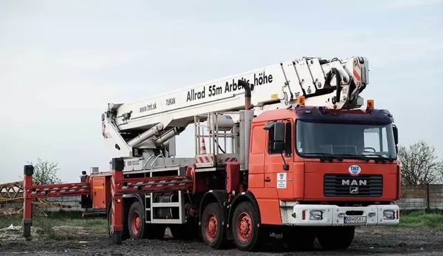 Automobilová plošina MAN MP – 55m