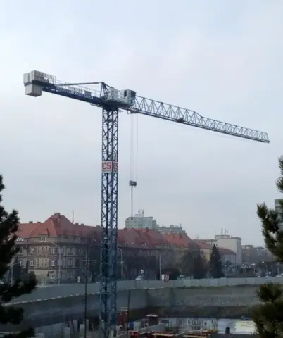 Vežový žeriav Linden Comansa 11LC 160