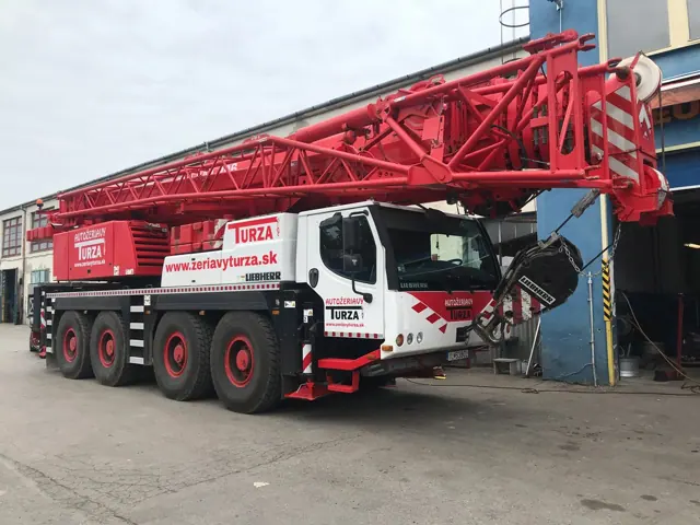 Žeriav do 100 T – Liebherr LTM 1100 – 4.2