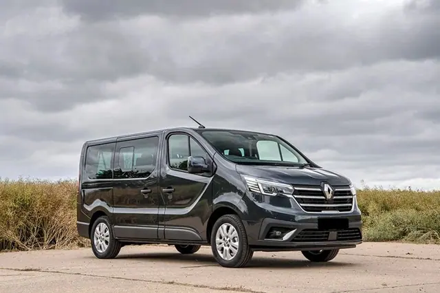RENAULT TRAFIC AT, 9-MIEST