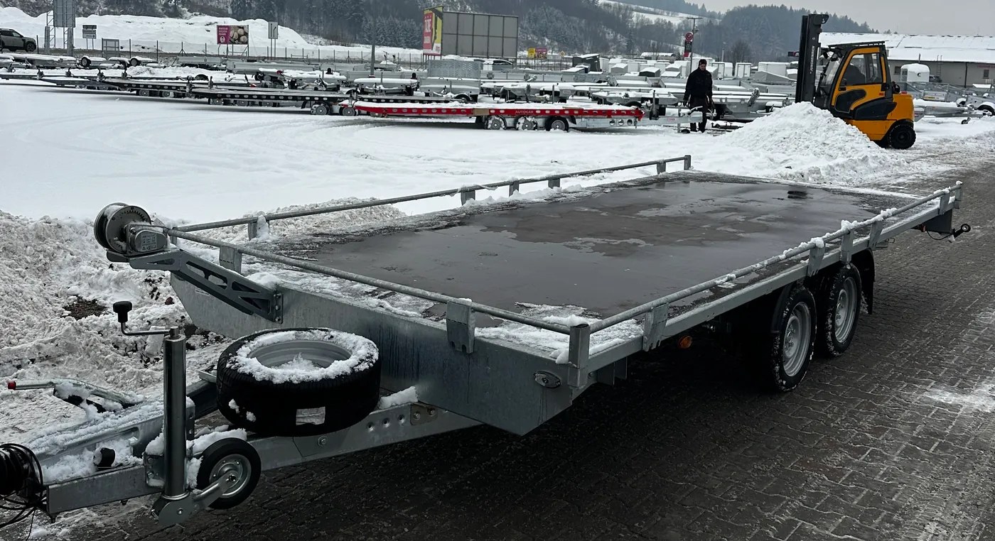 Autoprepravník ATLAS – plato 3,5 t – 5000 × 2100 mm