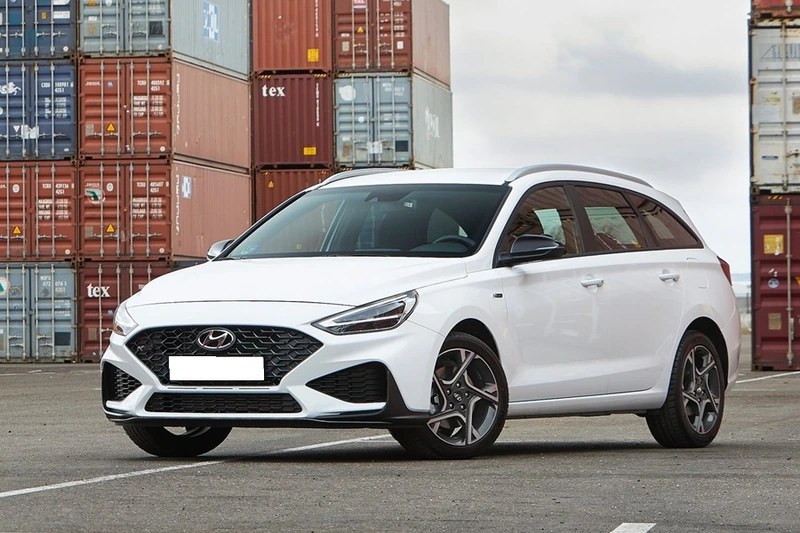 HYUNDAI i30 COMBI