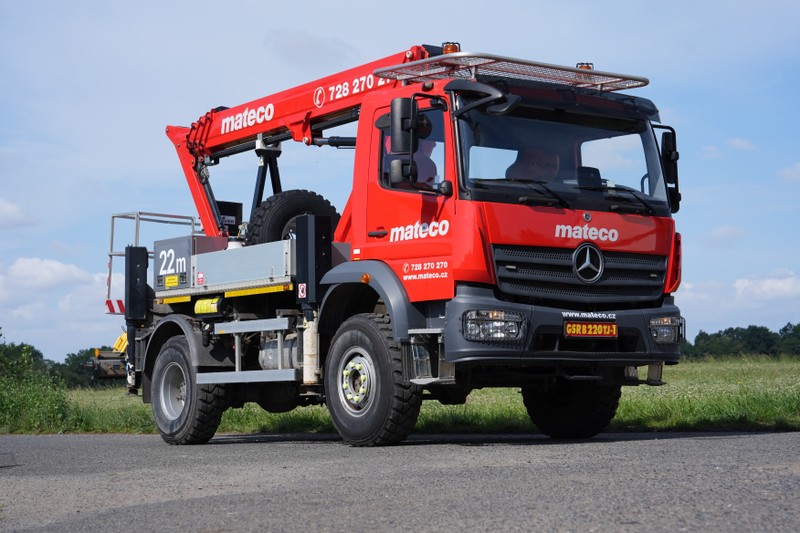 GSR B220TJ M-B ATEGO 4x4