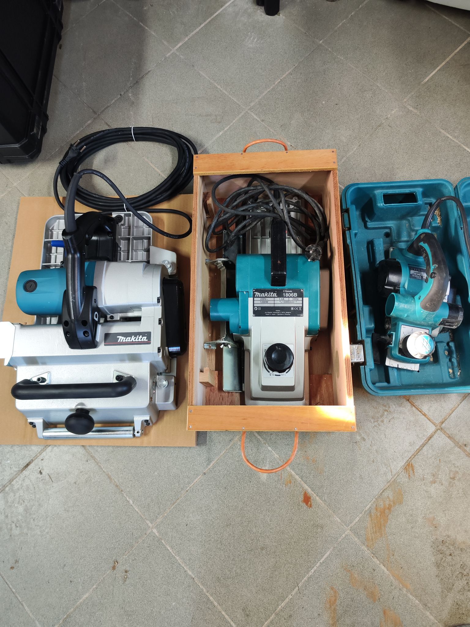 Ručné elektrické hoblíky Makita